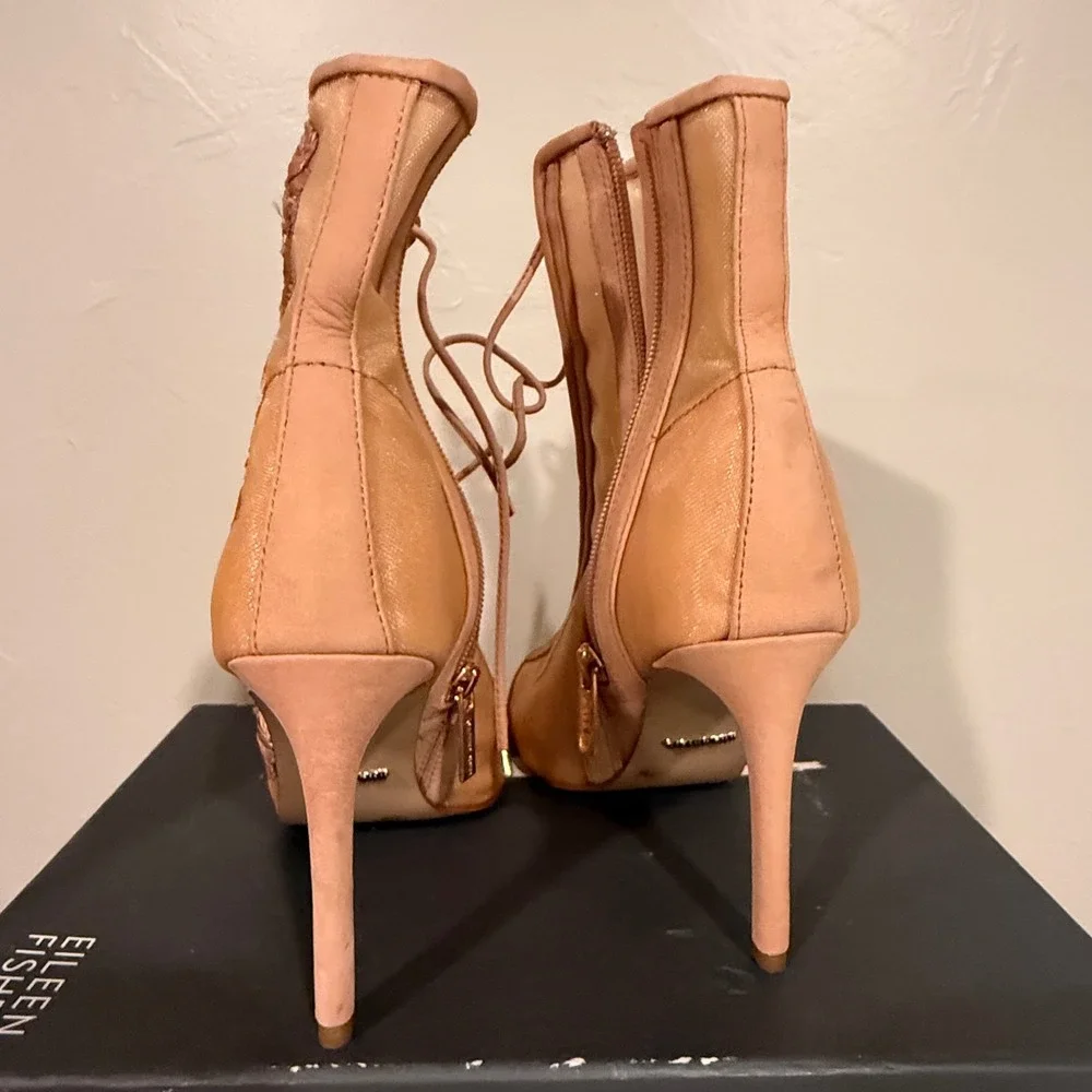 Gianni Bini Embroidered Mesh Peep Toe Booties Womens 7 Blush Pink Excellent Lace